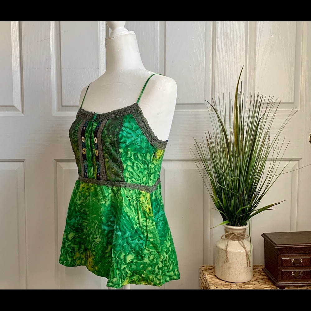 FREE PEOPLE super cute top - Picture 2 of 4